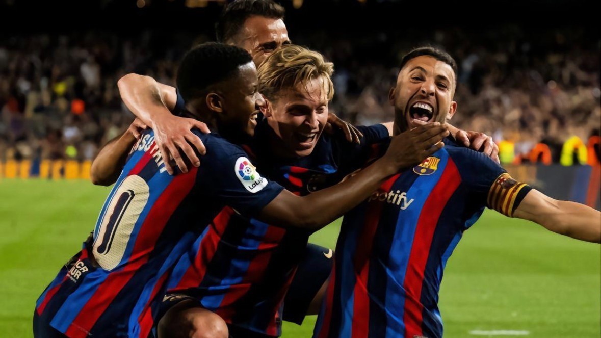 乐动体育-奥萨苏纳客场突围，重要三分提升积分榜位置