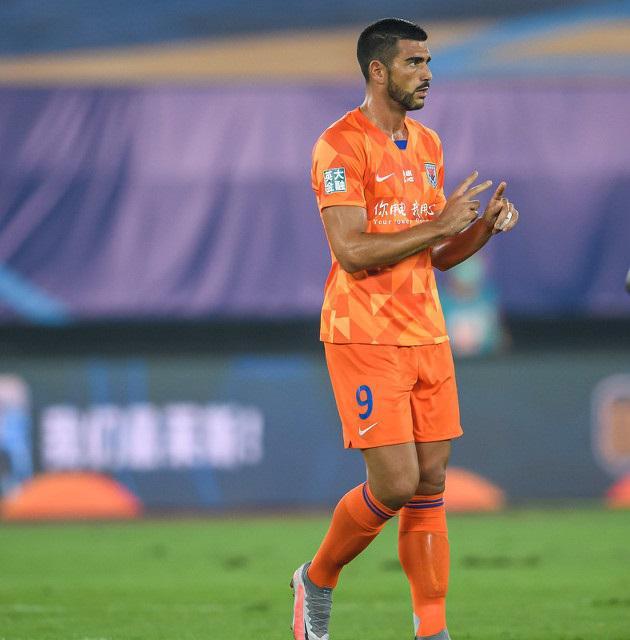 包含广州恒大豪取五连胜，冲击冠军势不可挡的词条