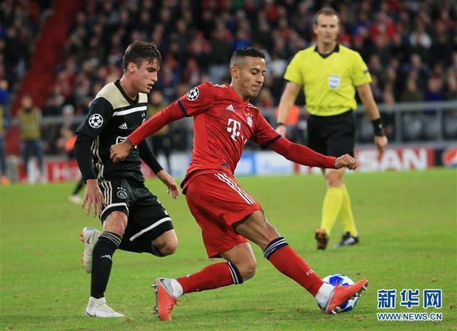 关于拜仁慕尼黑豪取胜利：阿贾克斯迎战不容乐观的信息