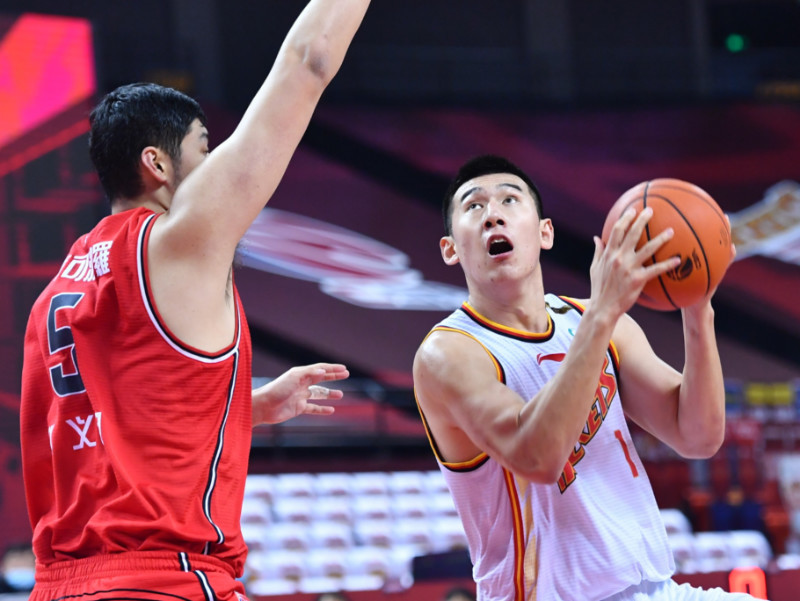 乐动体育-塞浦路斯队不敌斯洛文尼亚，双方争夺异常激烈